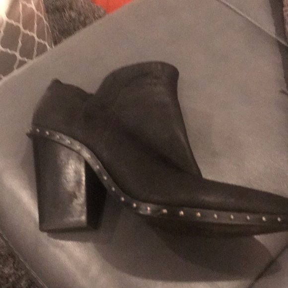 Booties - Picture 3 of 4